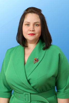 Инструктор по физической культуре (плавание) Суедова Юлия Юрьевна